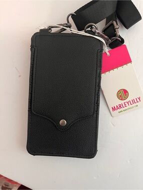 Marleylilly Black Crossbody Phone Wallet with Snap Pocket